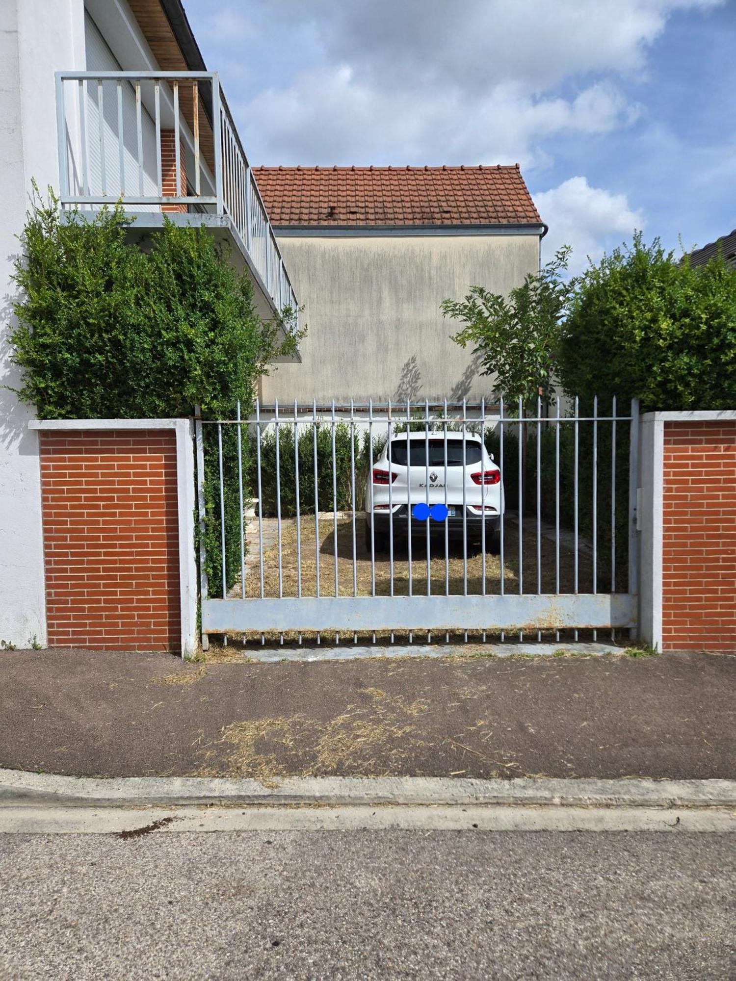 Le1Bis - T2 50 M2 Tout Equipe - Place De Parking Privee Sainte-Savine Exterior foto
